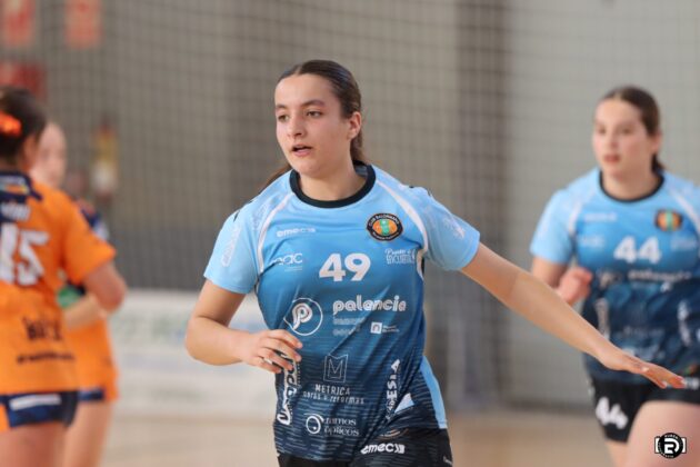 Rub&eacute;n D&iacute;az (@fotografiardiaz). Club Balonmano Palencia Femenino vs CBM Maravillas