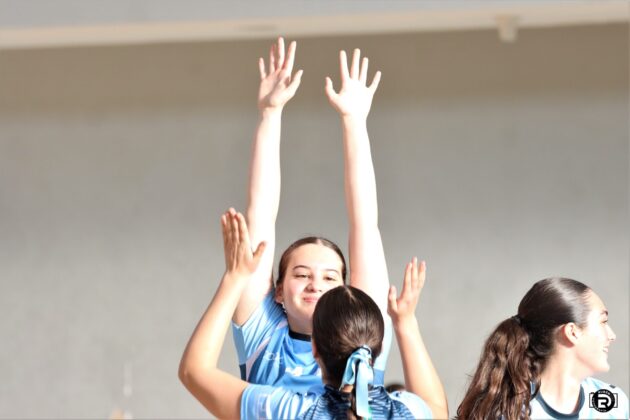 Rub&eacute;n D&iacute;az (@fotografiardiaz). Club Balonmano Palencia Femenino vs CBM Maravillas