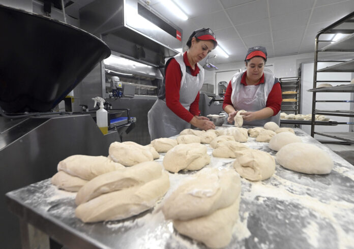 Alcampo reinaugura su hipermercado de Burgos
