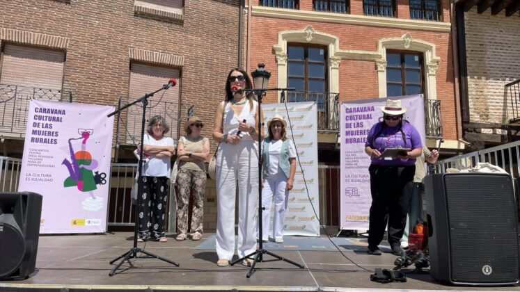 CARAVANA CULTURAL MUJERES SALDA&Ntilde;A 25