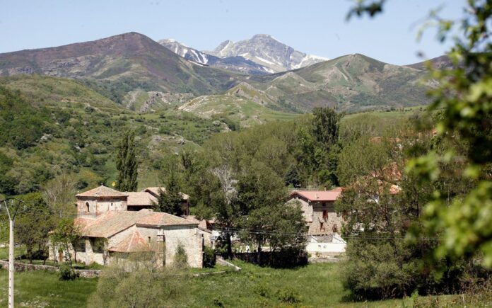 Vista panorámica de Polentinos. Fotografía: Palencia Turismo