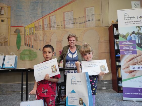 Entregados los premios del concurso de Dibujo "Cosas de Abuelos"