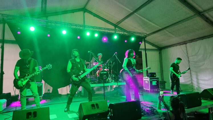 Tributo a Bunbury y H&eacute;roes del Silencio en Grijota