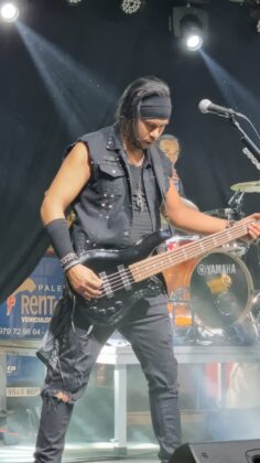 Tributo a Bunbury y H&eacute;roes del Silencio en Grijota