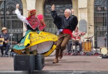 VERMÚ FOLK con PATAS DE PECES