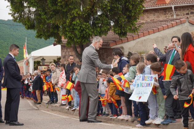 Visita de los Reyes a Bra&ntilde;osera. Fotograf&iacute;a: Layra Teixeira