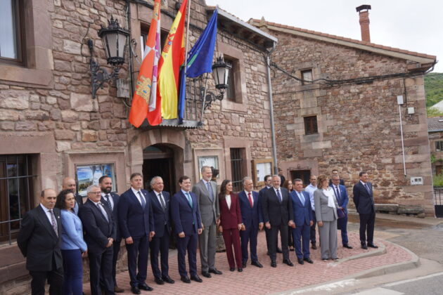 Visita de los Reyes a Bra&ntilde;osera. Fotograf&iacute;a: Layra Teixeira