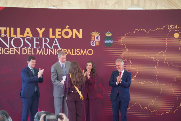 Visita de los Reyes a Bra&ntilde;osera. Fotograf&iacute;a: Layra Teixeira