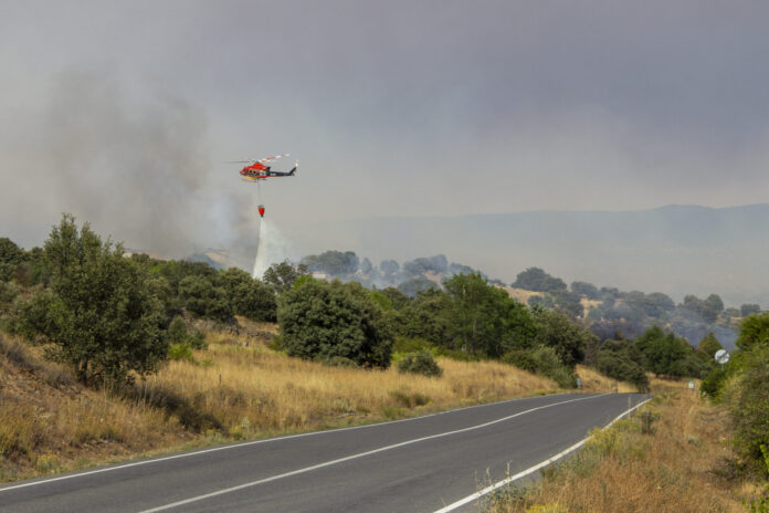 Incendio en Navaluenga