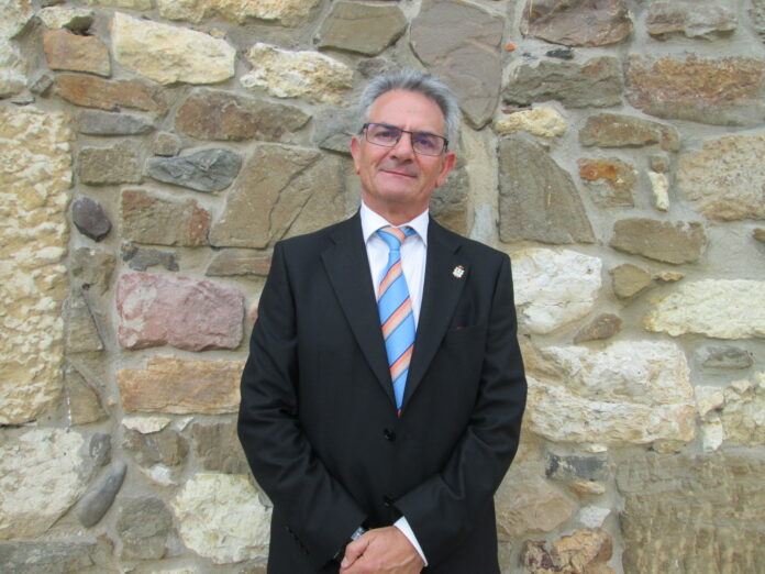 Manolo Maza, santibáñez