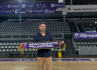 Natxo Lezkano en su presentación como nuevo entrenador del Súper Agropal Palencia