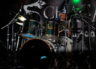 Chacal pone el rock en marcha en Herrera de Pisuerga Concierto de Chacal en Herrera de Pisuerga