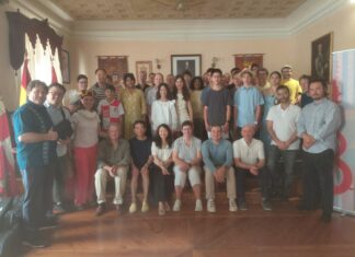 CARRIÓN SE HACE GUITARRA