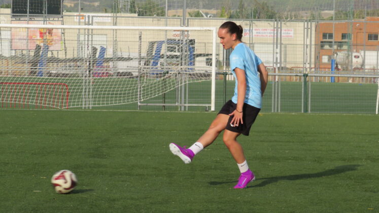 El Palencia F&uacute;tbol Femenino en su primer entrenamiento de pretemporada 2025-26. Fotograf&iacute;a: Palencia en la Red