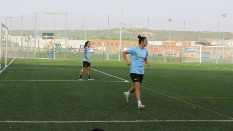 El Palencia F&uacute;tbol Femenino en su primer entrenamiento de pretemporada 2025-26. Fotograf&iacute;a: Palencia en la Red