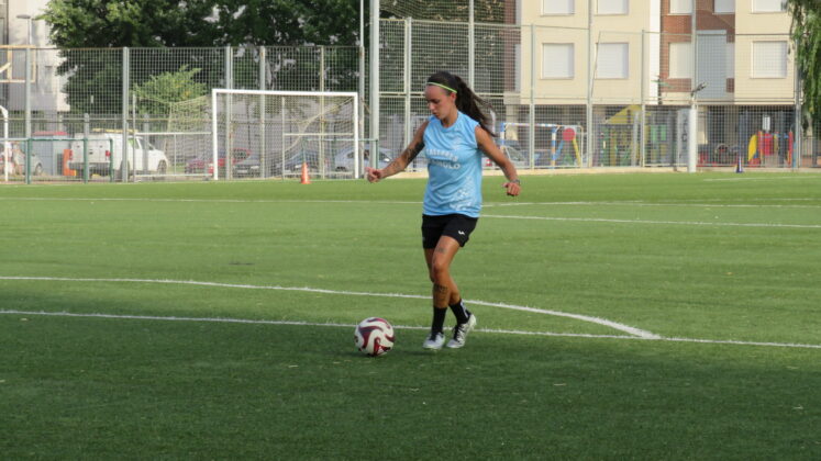 El Palencia F&uacute;tbol Femenino en su primer entrenamiento de pretemporada 2025-26. Fotograf&iacute;a: Palencia en la Red