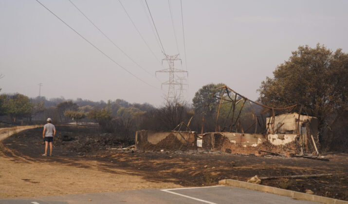 Incendio en Las M&eacute;dulas (Le&oacute;n). Fotograf&iacute;a: C&eacute;sar Hornija (ICAL)