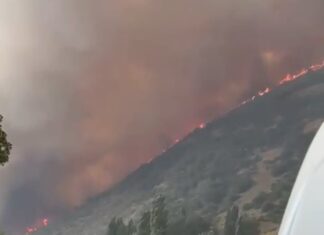 (Video) Evacuan la Abadía de Lebanza por el incendio forestal de la Montaña Palentina