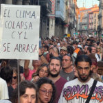 Manifestación en Valladolid contra la gestión de los incendios. Imágenes enviadas por un grupo de asistentes desde Palencia