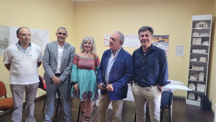 El director general de Trabajo y Prevención de Riesgos Laborales, José Manuel Barrios, visita la empresa Plató Natural Multimedia y Comunicación S.L