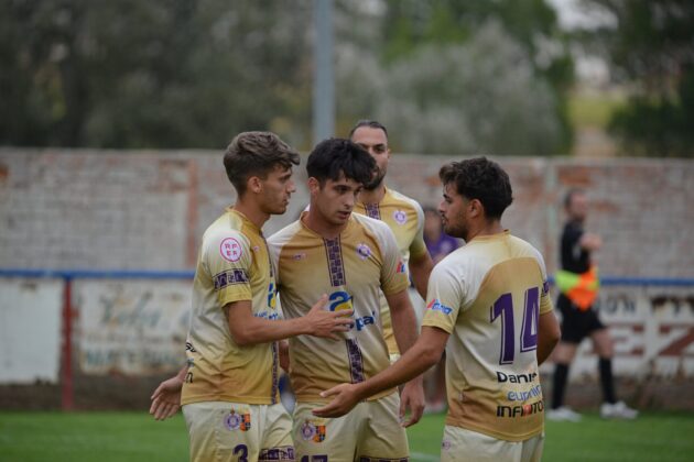 Palencia Cristo Atl&eacute;tico - La Virgen del Camino. Fotograf&iacute;a: Julio Robles