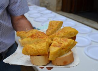 (Galería) Astudillo celebra una nueva edición de su Tortillada Solidaria a favor de Manos Unidas Tortillada de Astudillo a favor de Manos Unidas