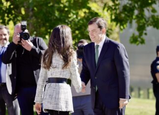 Mañueco subraya el compromiso de Castilla y León con la investigación contra el cáncer y apela a “la unión y el esfuerzo de todos”