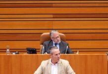 Unanimidad de las Cortes para instar a la Junta a reconocer la categoría de bombero forestal antes de que acabe el año Segunda sesión del Pleno de las Cortes de Castilla y León que se inicia en el tercer punto del orden del día, relativo a las mociones. Fotografía: Miriam Chacón (ICAL)