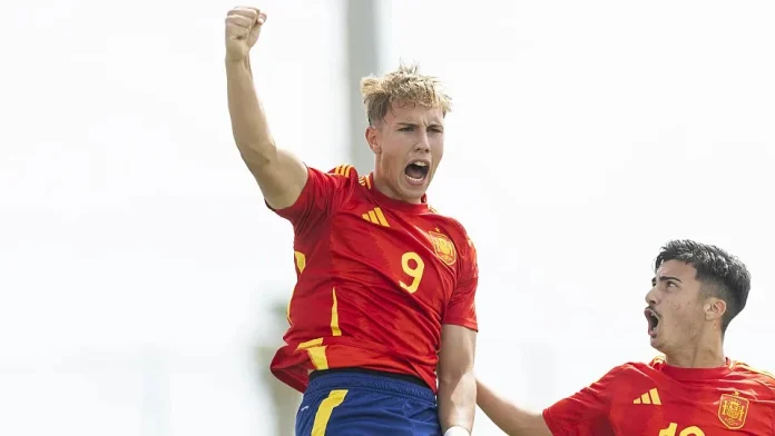 Adrián Arnuncio 'Arnu'. Selección Española