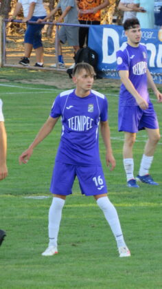 CD Becerril contra Palencia Cristo Atl&eacute;tico. Fotograf&iacute;a: Dani V.