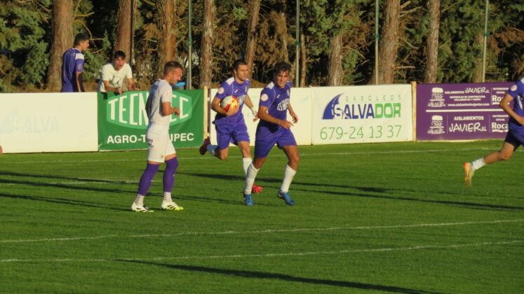 CD Becerril contra Palencia Cristo Atl&eacute;tico. Fotograf&iacute;a: Dani V.