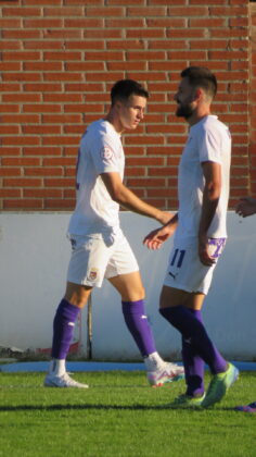 CD Becerril contra Palencia Cristo Atl&eacute;tico. Fotograf&iacute;a: Dani V.