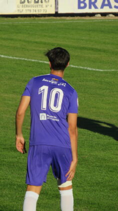 CD Becerril contra Palencia Cristo Atl&eacute;tico. Fotograf&iacute;a: Dani V.