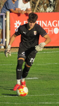 CD Becerril contra Palencia Cristo Atl&eacute;tico. Fotograf&iacute;a: Dani V.