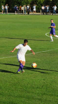 CD Becerril contra Palencia Cristo Atl&eacute;tico. Fotograf&iacute;a: Dani V.