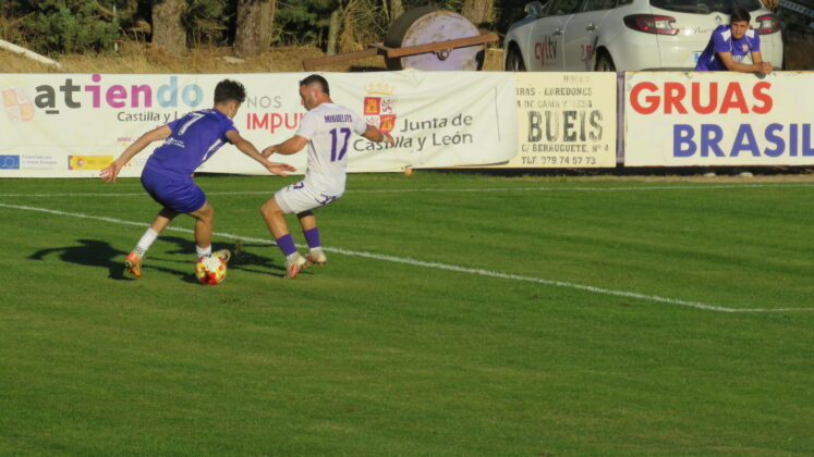 CD Becerril contra Palencia Cristo Atl&eacute;tico. Fotograf&iacute;a: Dani V.