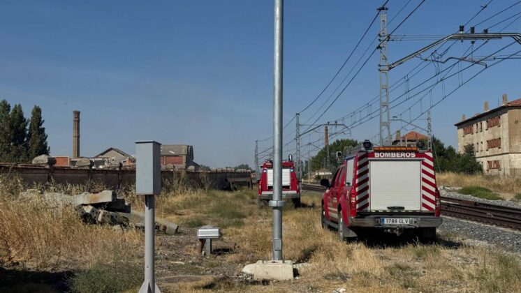 Incendio en la antigua Azucarera de Monz&oacute;n - Viernes 5 de septiembre de 2025. Aida Acitores