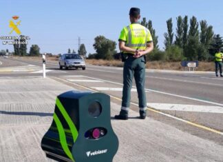 Investigado por un delito de exceso de velocidad en Fuentes de Valdepero