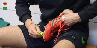 Jugador del CD Villamuriel la pasada temporada. Fotografía: Rubén Díaz (@fotografiardiaz)