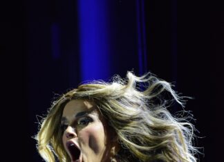 Esa Diva se metió a Palencia en el bolsillo Melody en Palencia. Fotografía: Julio Robles