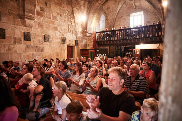 P&Uacute;BLICO FUENTE &Uacute;RBEL