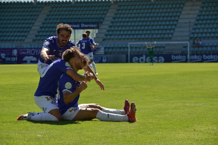 Palencia Cristo Atlético contra Mirandés B (1) Palencia Cristo Atlético contra Mirandés B. Fotografía: Julio Robles