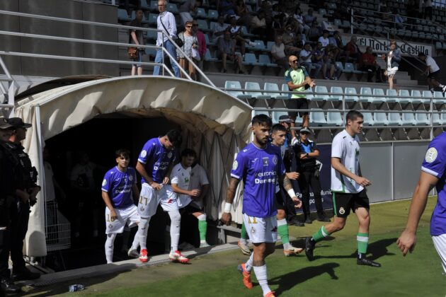 Palencia Cristo Atl&eacute;tico contra Racing B. Fotograf&iacute;a: Julio Robles