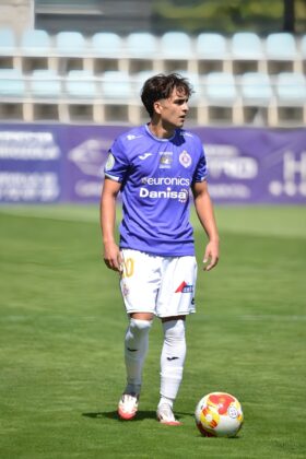 Palencia Cristo Atl&eacute;tico contra Racing B. Fotograf&iacute;a: Julio Robles