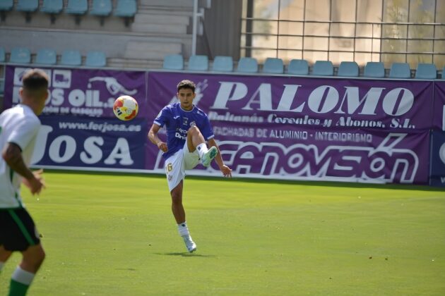 Palencia Cristo Atl&eacute;tico contra Racing B. Fotograf&iacute;a: Julio Robles