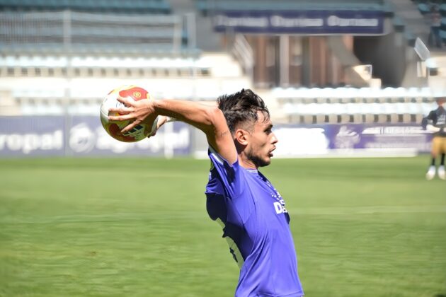 Palencia Cristo Atl&eacute;tico contra Racing B. Fotograf&iacute;a: Julio Robles