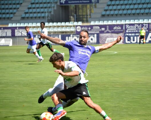 Palencia Cristo Atl&eacute;tico contra Racing B. Fotograf&iacute;a: Julio Robles