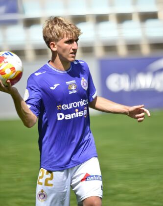 Palencia Cristo Atl&eacute;tico contra Racing B. Fotograf&iacute;a: Julio Robles