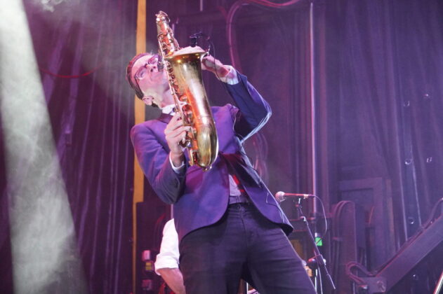 Palencia en Negro dio inicio con Barrence Whitfield. Fotograf&iacute;a: Sergio Lozano