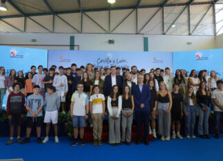 Visita de Fernández Mañueco al IESO Canal de Castilla - Inauguración Curso 2025-2026. A. Acitores